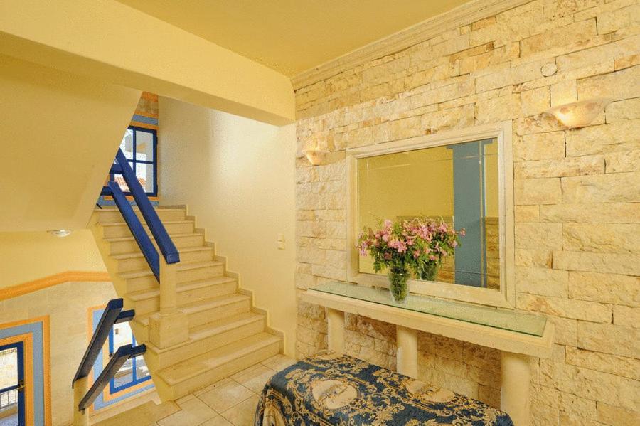 Parthenis Hotel & Suites Malia Exteriör bild