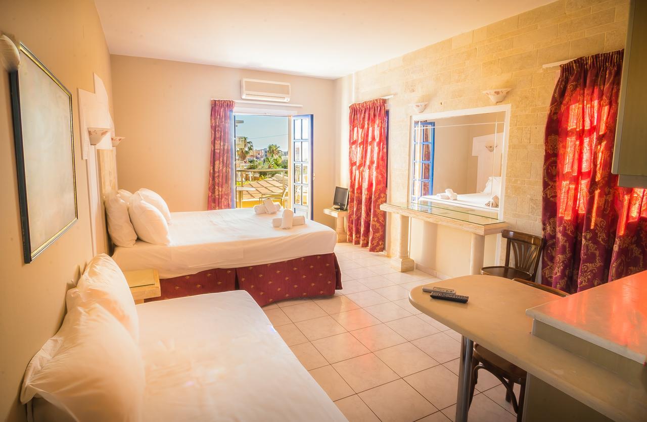Parthenis Hotel & Suites Malia Exteriör bild