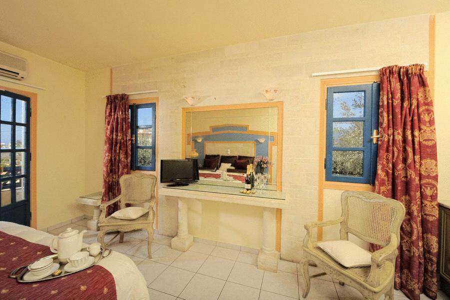 Parthenis Hotel & Suites Malia Exteriör bild